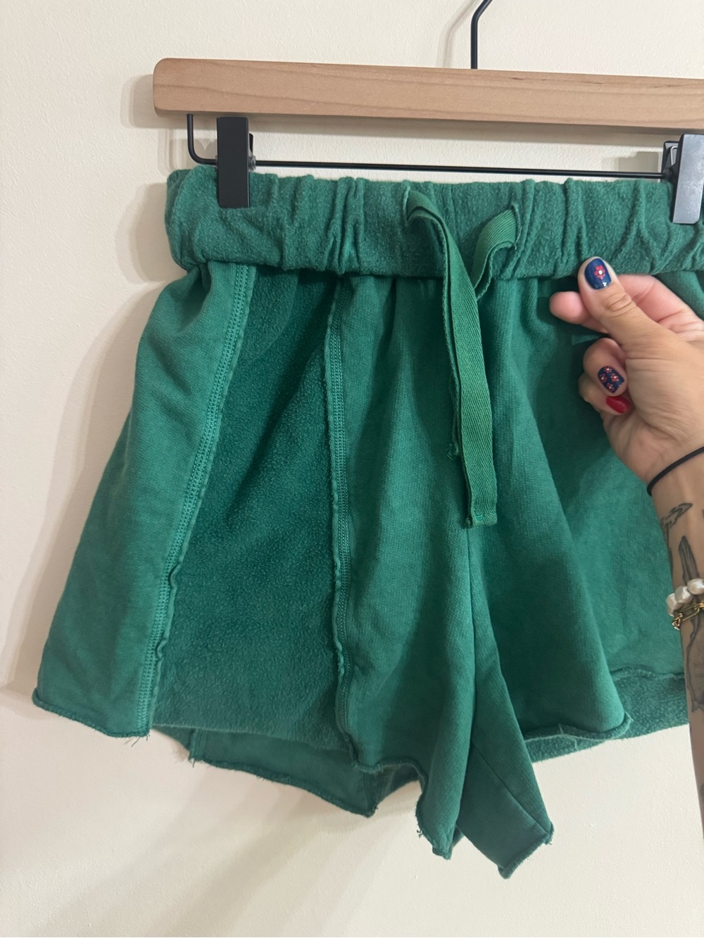 out from under sweat shorts - medium - Picture 3 of 4